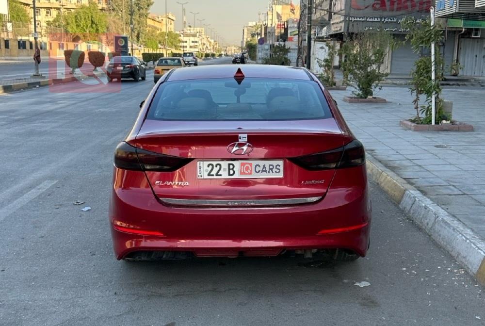 هیوندای ئەلەنترا